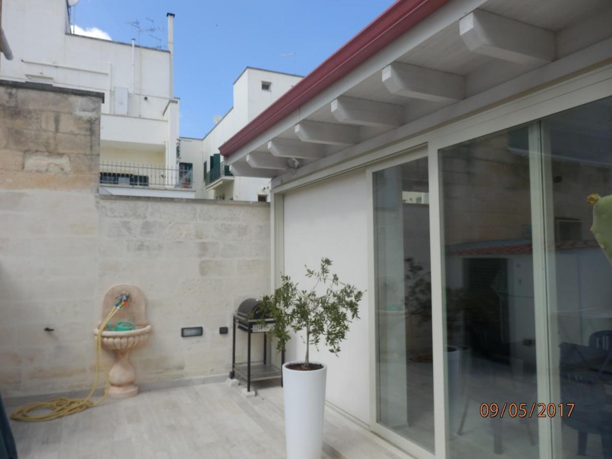Casa Lauretta - Terrazza - Garage Wifi E Bici Gratuite Villa Lecce Luaran gambar