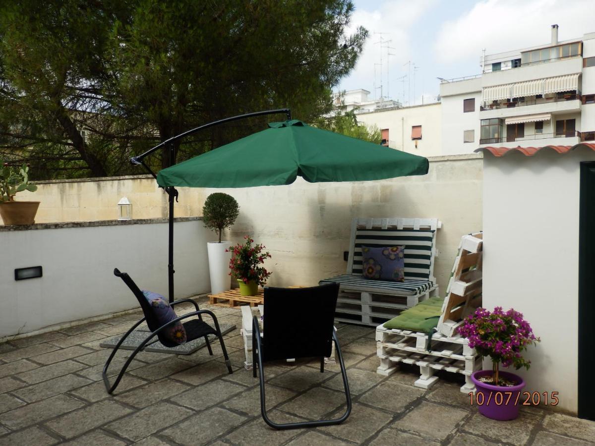 Casa Lauretta - Terrazza - Garage Wifi E Bici Gratuite Villa Lecce Luaran gambar