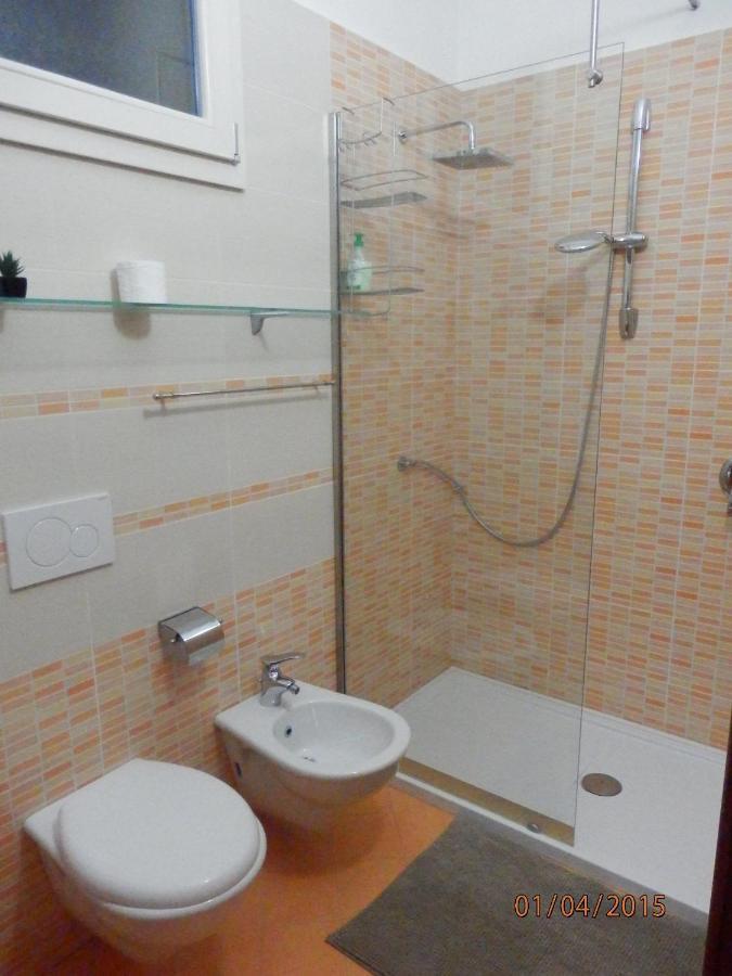 Casa Lauretta - Terrazza - Garage Wifi E Bici Gratuite Villa Lecce Luaran gambar