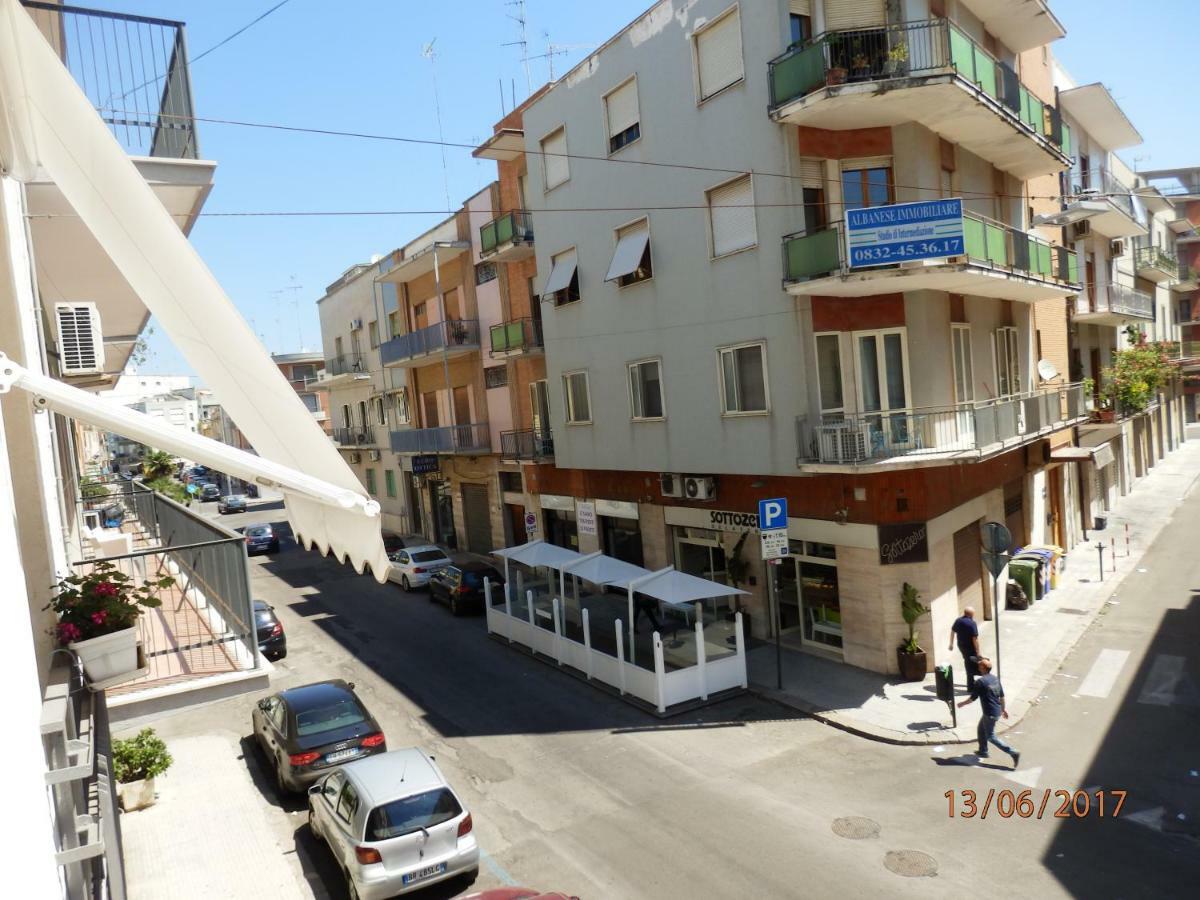 Casa Lauretta - Terrazza - Garage Wifi E Bici Gratuite Villa Lecce Luaran gambar